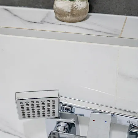Apartment Marble Royal & Studio- Near The Park Budapest